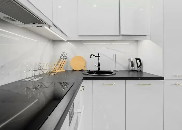 Grand Theatre Prime By Bookinghost