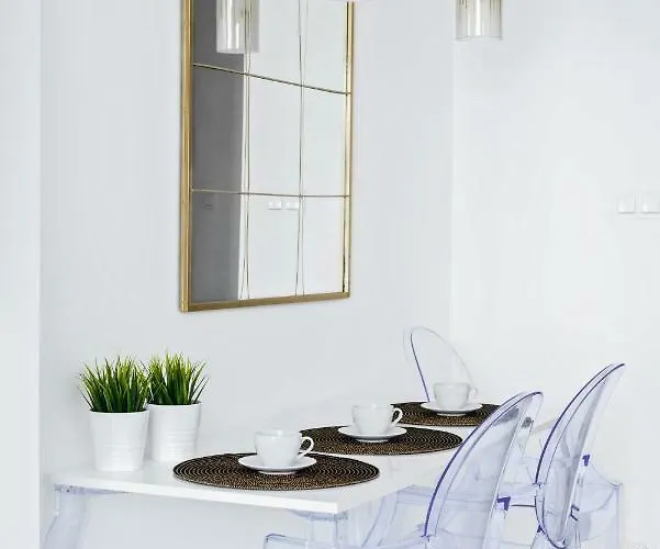 Apartment Grand Theatre Prime By Bookinghost *